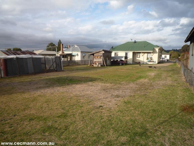 8 Symes Drive, Stanthorpe QLD 4380