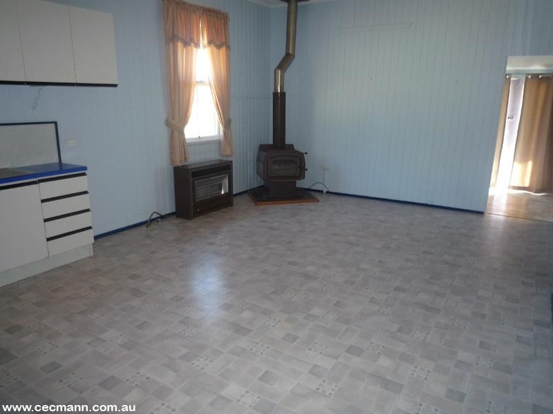 365 Emu Swamp Road, Glen Aplin QLD 4381