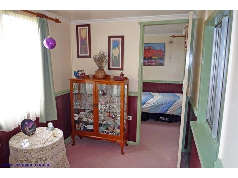 57 Collins Road, Glen Aplin QLD 4381