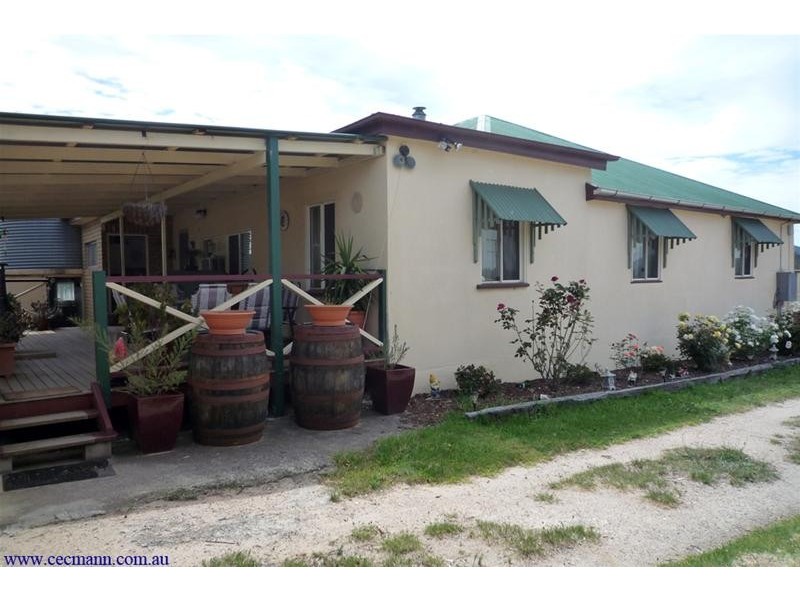 57 Collins Road, Glen Aplin QLD 4381