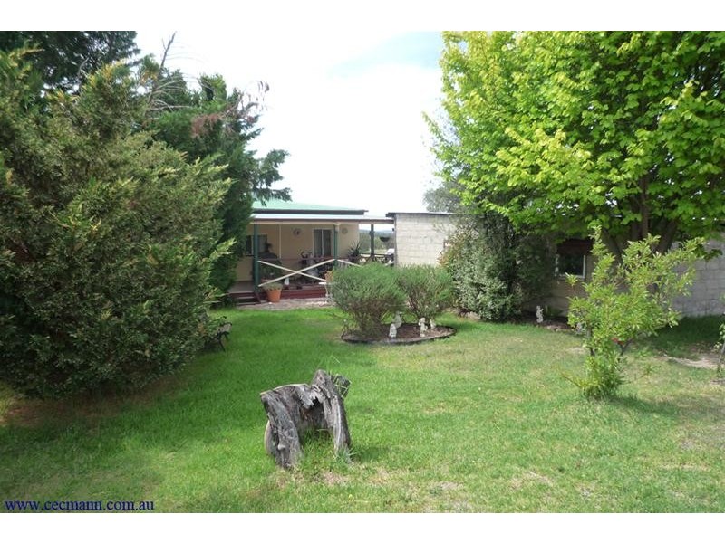 57 Collins Road, Glen Aplin QLD 4381