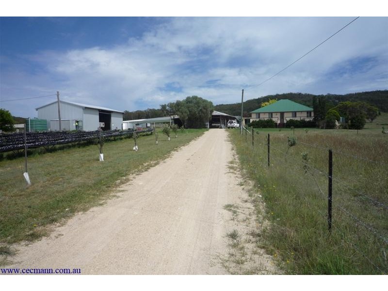 57 Collins Road, Glen Aplin QLD 4381