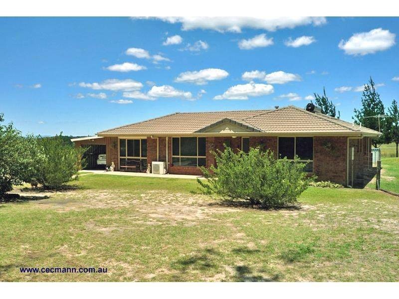 146 Ridge Road, The Summit QLD 4377