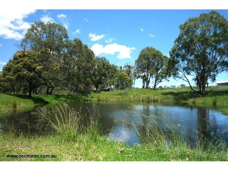 146 Ridge Road, The Summit QLD 4377