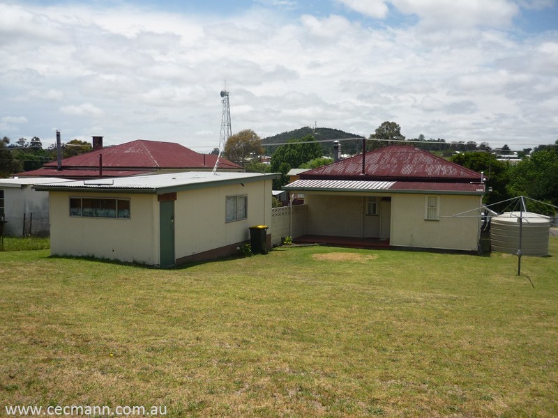 24 Denham St, Stanthorpe QLD 4380