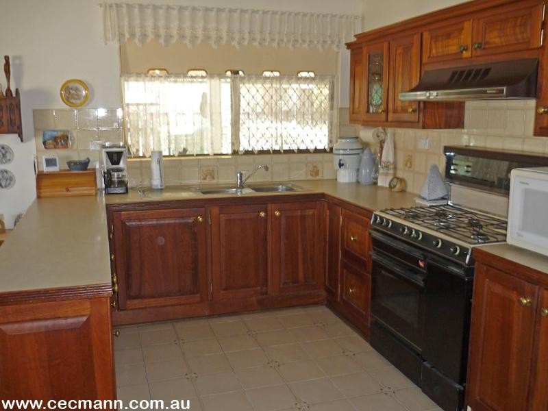 66 Amosfield Road, Stanthorpe QLD 4380