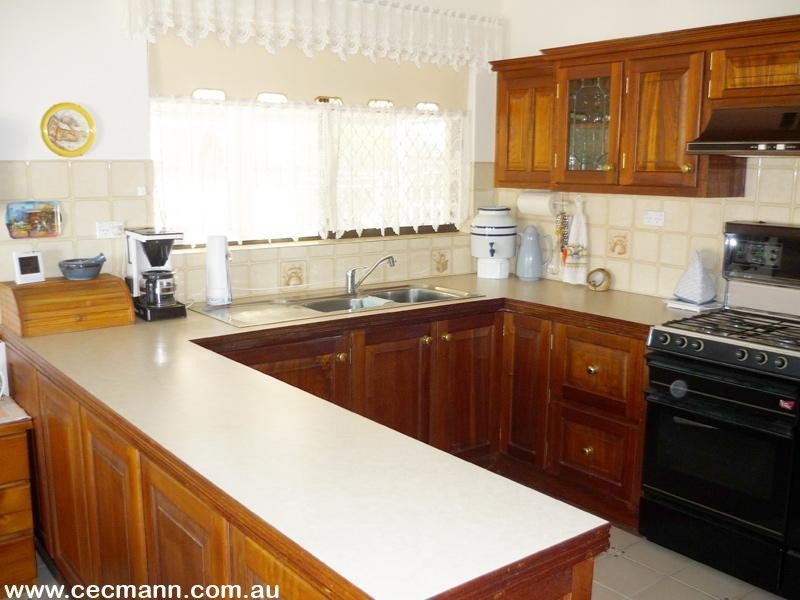 66 Amosfield Road, Stanthorpe QLD 4380