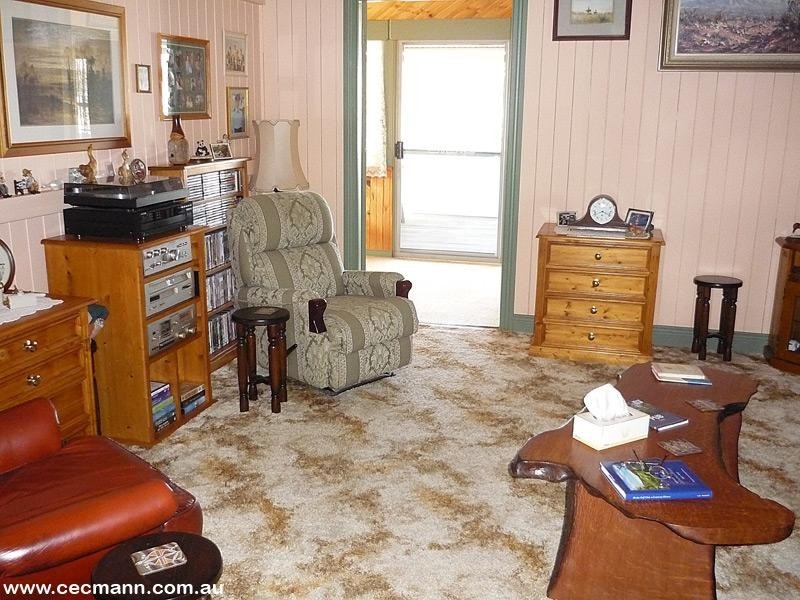 17 Wallangarra Road, Stanthorpe QLD 4380