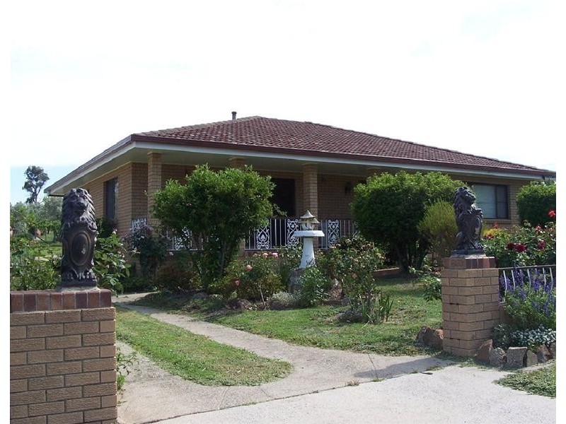 25 College Road, Stanthorpe QLD 4380