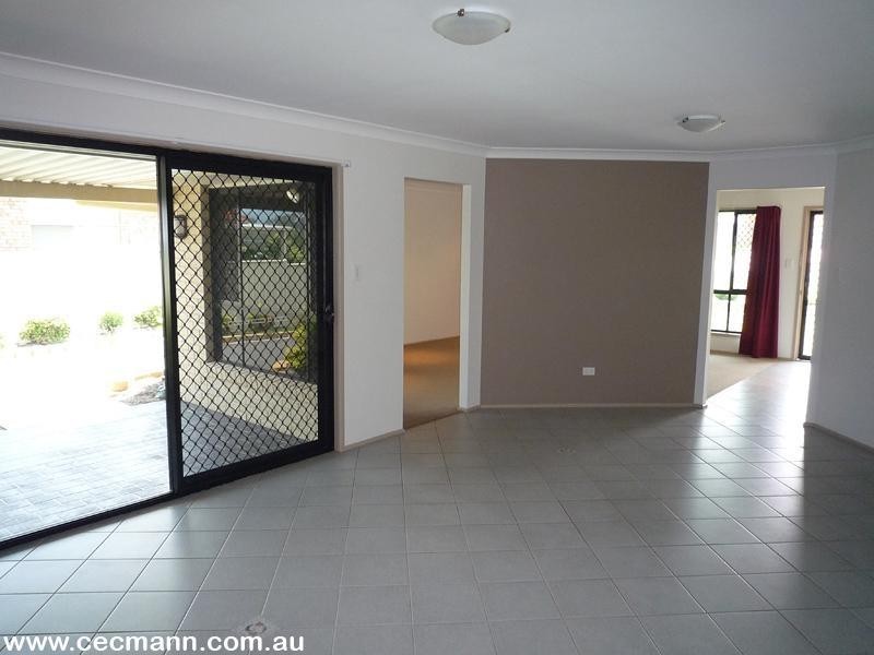 10 Barton Street, Stanthorpe QLD 4380