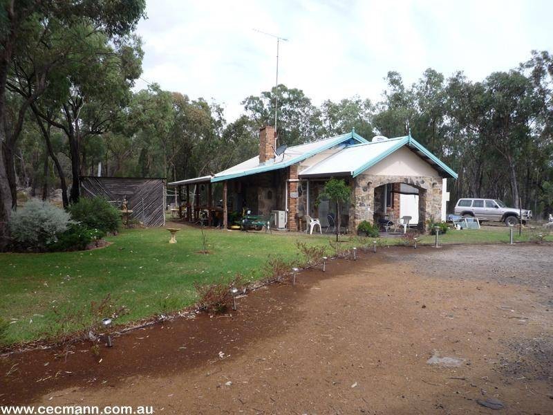 688 Mount Hutton Road, Greenlands QLD 4380