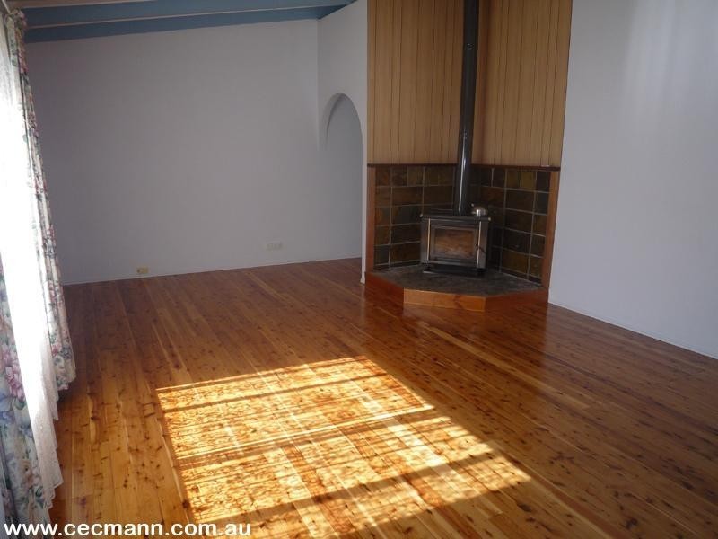 12 Nicholson Road, Stanthorpe QLD 4380