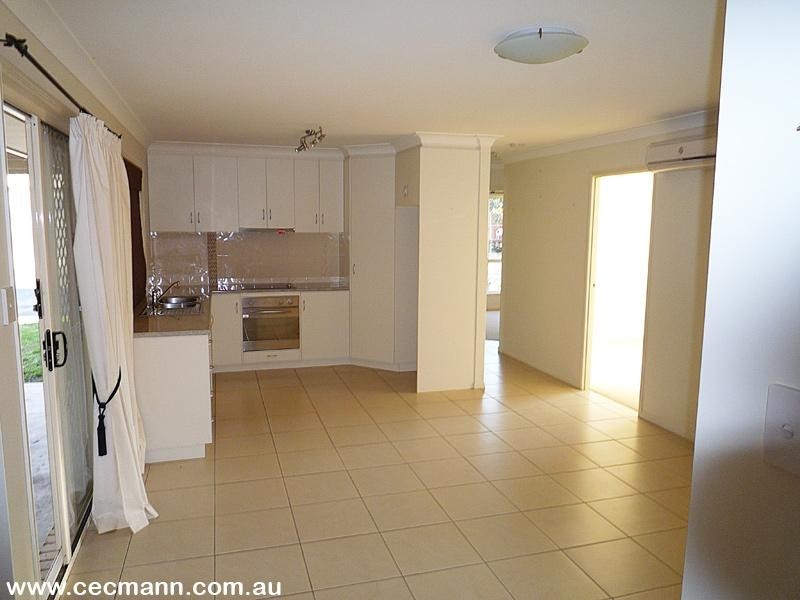 38 Calvert Road, Glen Aplin QLD 4381