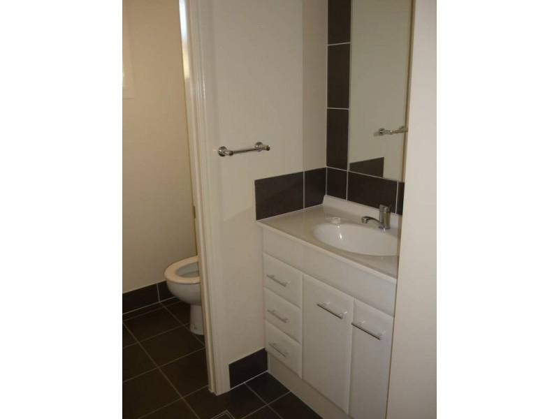 15/21 Wolfram, Stanthorpe QLD 4380