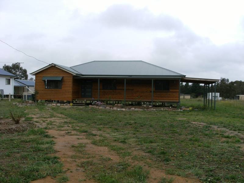 108 Old Warwick Road, Applethorpe QLD 4378
