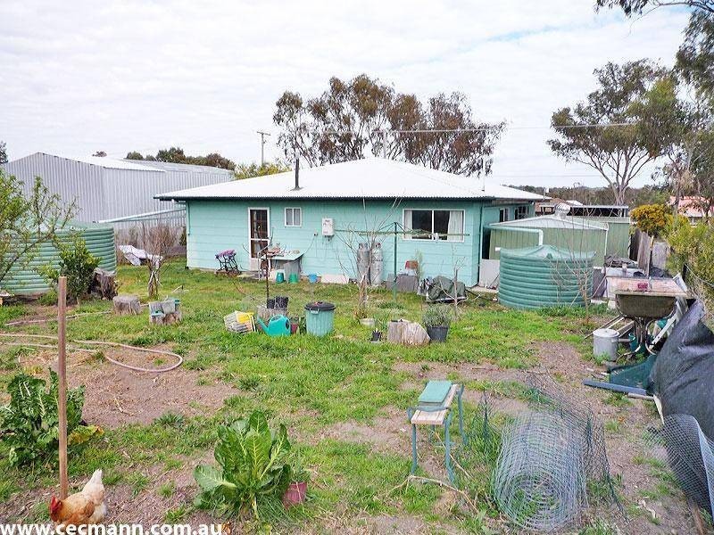 28 Walters Road, Glen Aplin QLD 4381