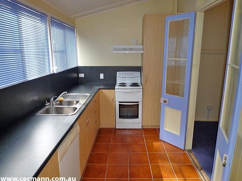 67 Lees Mountain Road, Stanthorpe QLD 4380