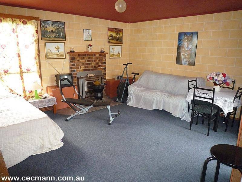 96 Barnes Road, Applethorpe QLD 4378