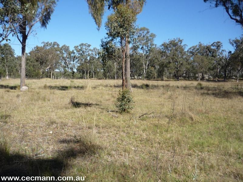 2 McKechnie Road, Stanthorpe QLD 4380