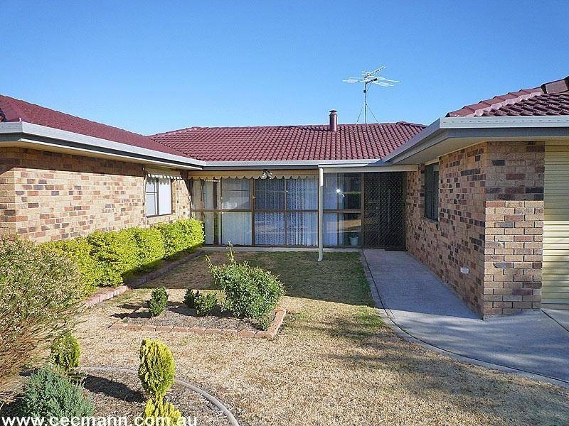 67 Amosfield Road, Stanthorpe QLD 4380