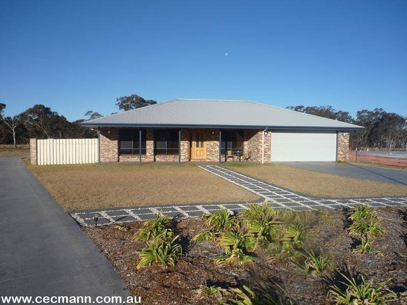 14 Bau Court, Applethorpe QLD 4378