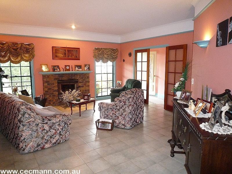 110 Mt Tully Road, Stanthorpe QLD 4380