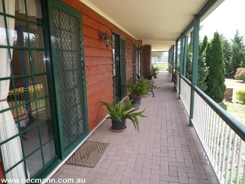 110 Mt Tully Road, Stanthorpe QLD 4380