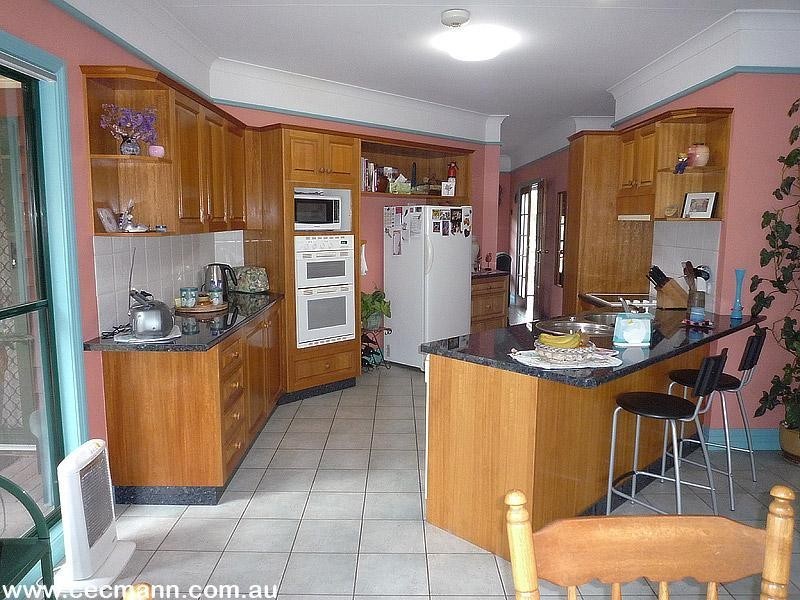 110 Mt Tully Road, Stanthorpe QLD 4380