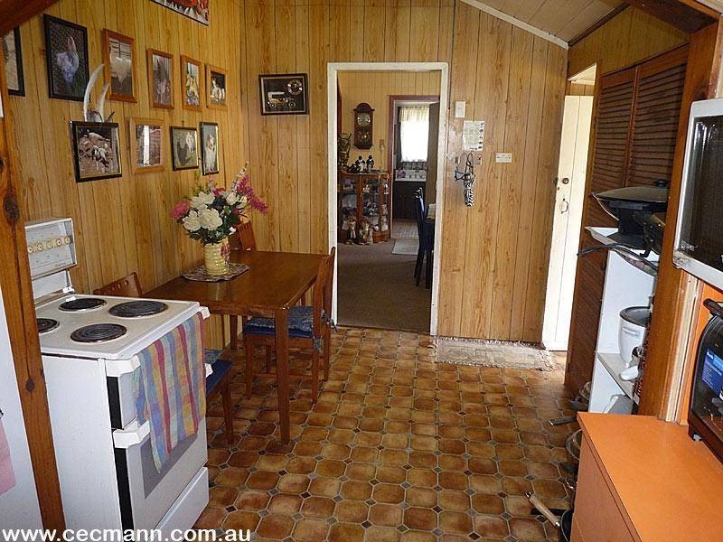 12 Aerodrome Road, Stanthorpe QLD 4380