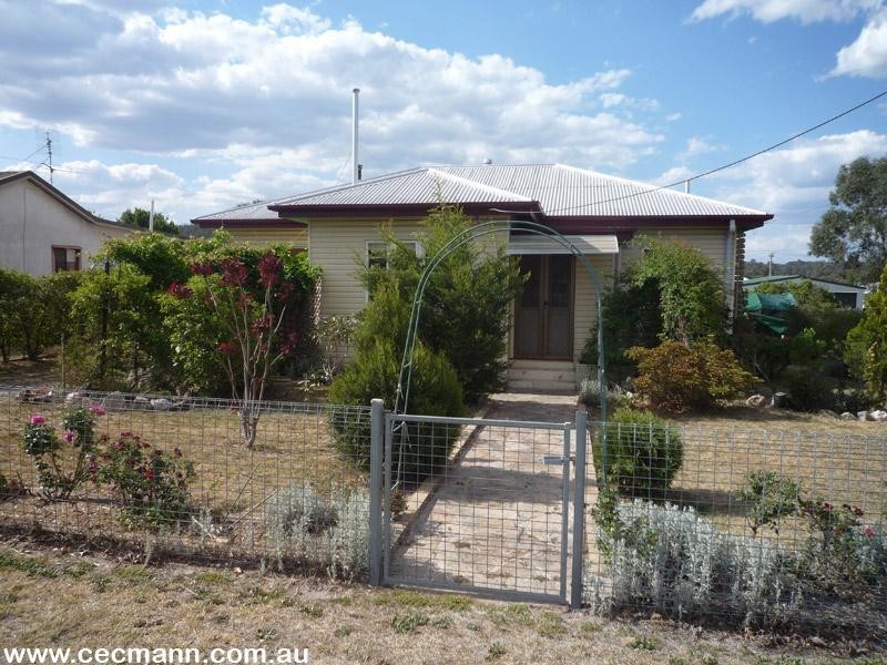 90 Lock Street, Stanthorpe QLD 4380