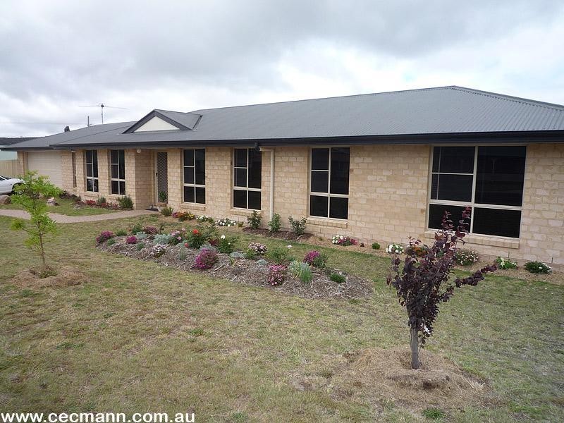 1 Wright Court, Stanthorpe QLD 4380
