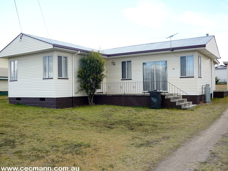 75 Sugarloaf Road, Stanthorpe QLD 4380