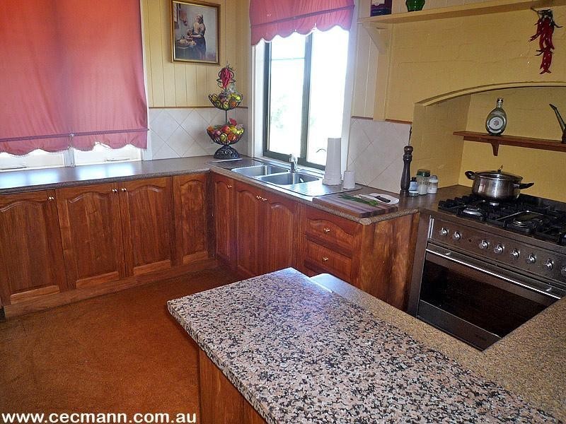 88 High Street, Stanthorpe QLD 4380