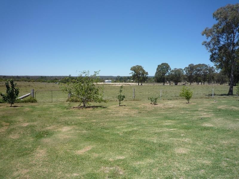 29 McClure Lane, The Summit QLD 4377