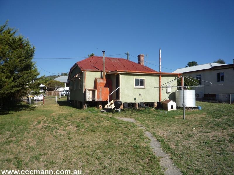 4 Petzler Street, Stanthorpe QLD 4380