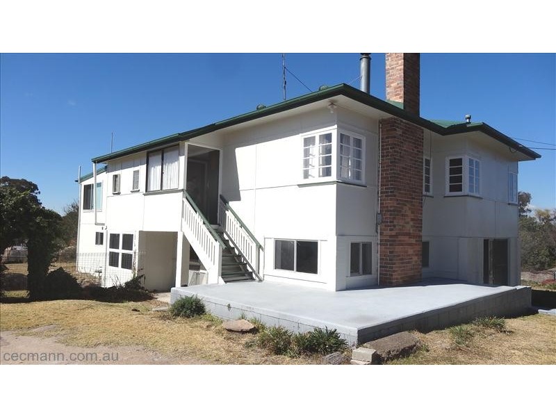 70 Caves Rd, Stanthorpe QLD 4380