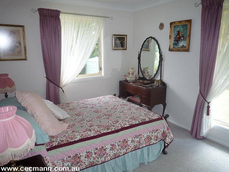 11 Pioneers Parade, Stanthorpe QLD 4380