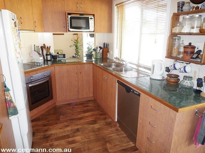 9 Rifle Range Road, Stanthorpe QLD 4380