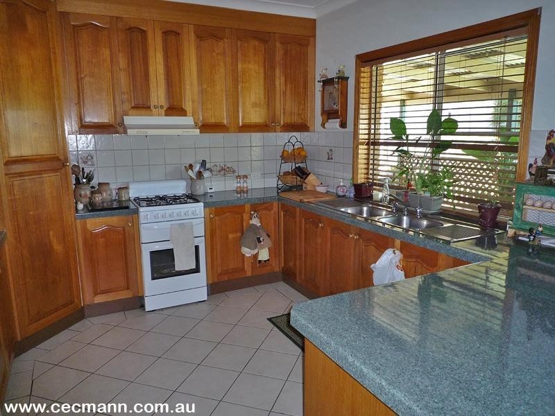 4 Curran Lane, Applethorpe QLD 4378