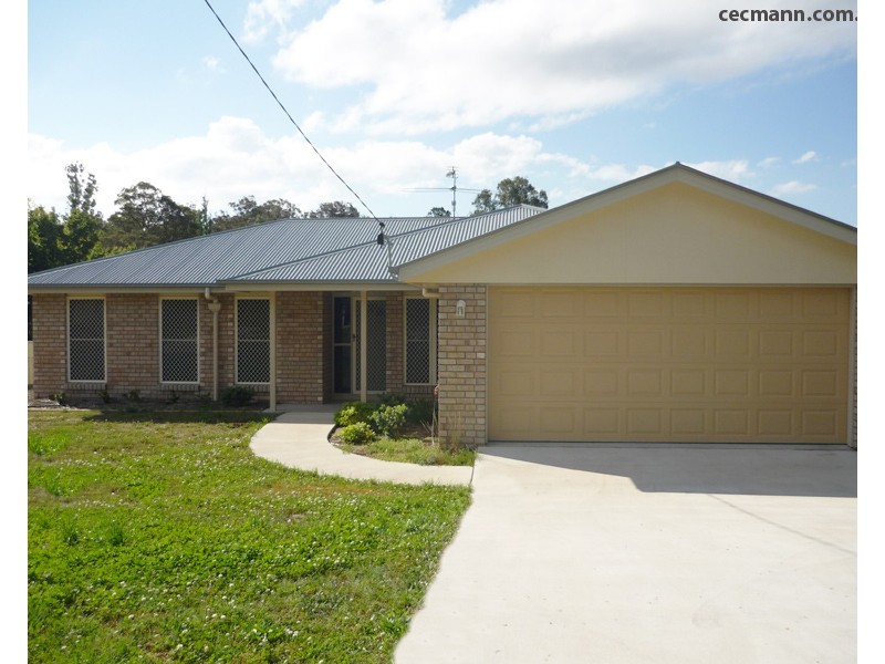 18 Pike Street, Stanthorpe QLD 4380