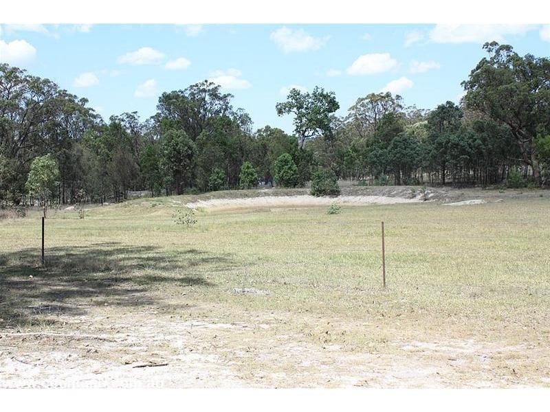 3 Crighton Road, Dalveen QLD 4374