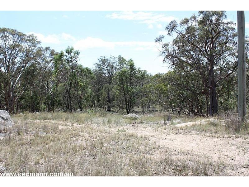 3 Crighton Road, Dalveen QLD 4374