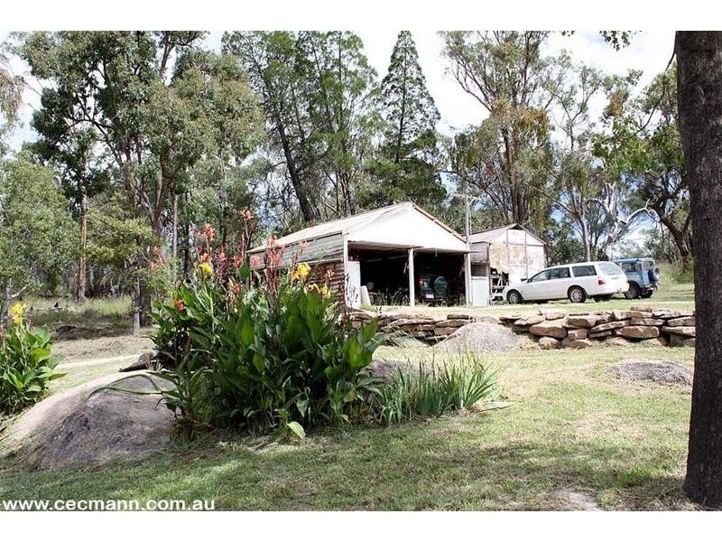 2389 Eukey Road, Ballandean QLD 4382
