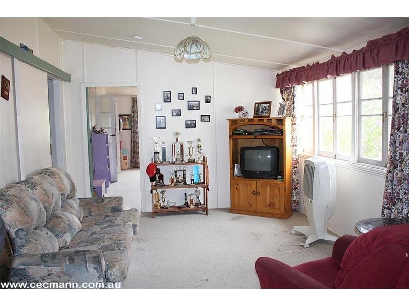 2389 Eukey Road, Ballandean QLD 4382