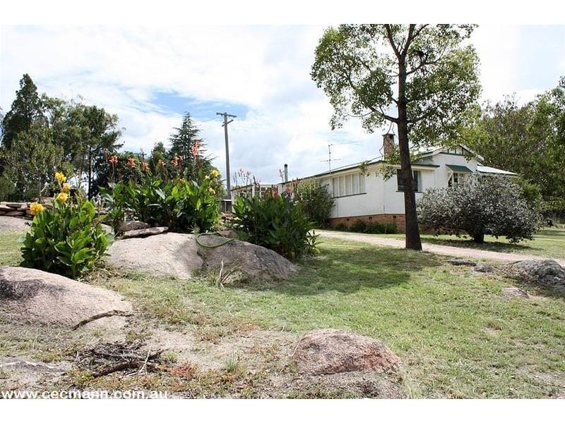 2389 Eukey Road, Ballandean QLD 4382