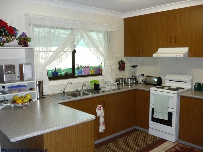 2 Alice Street, Stanthorpe QLD 4380