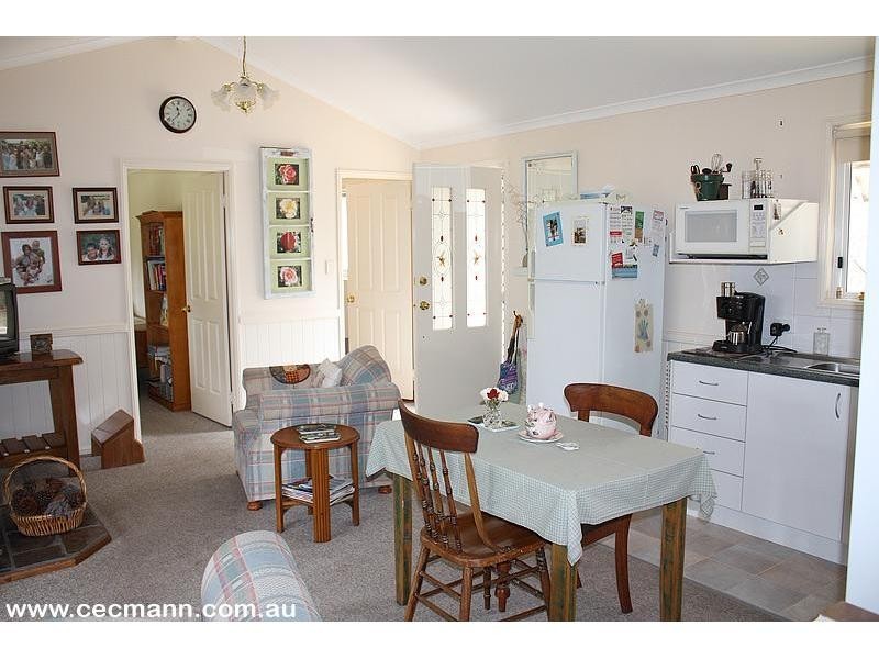 17 Pidgeon Road, Stanthorpe QLD 4380