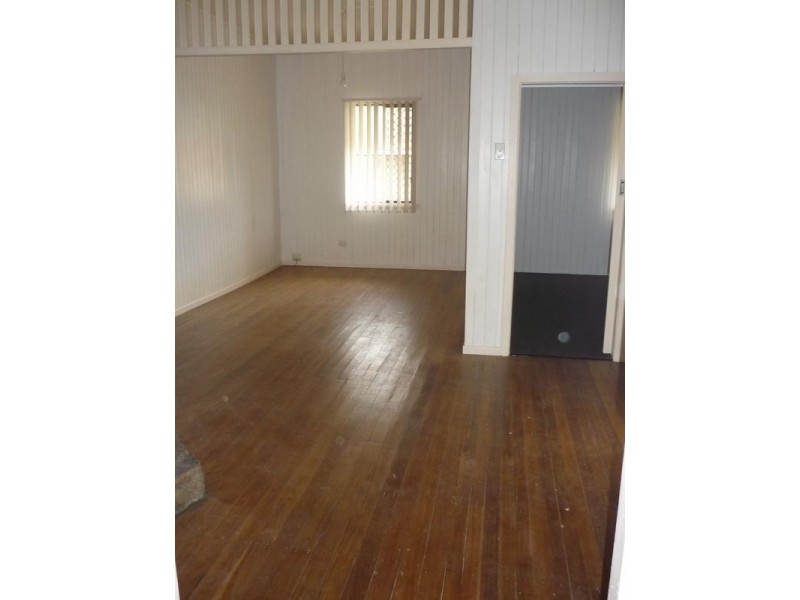 35 Archibald Street, Stanthorpe QLD 4380