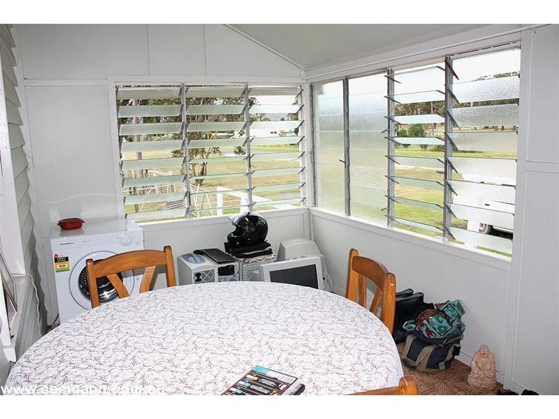 72 Woodlawn Street, Wallangarra QLD 4383