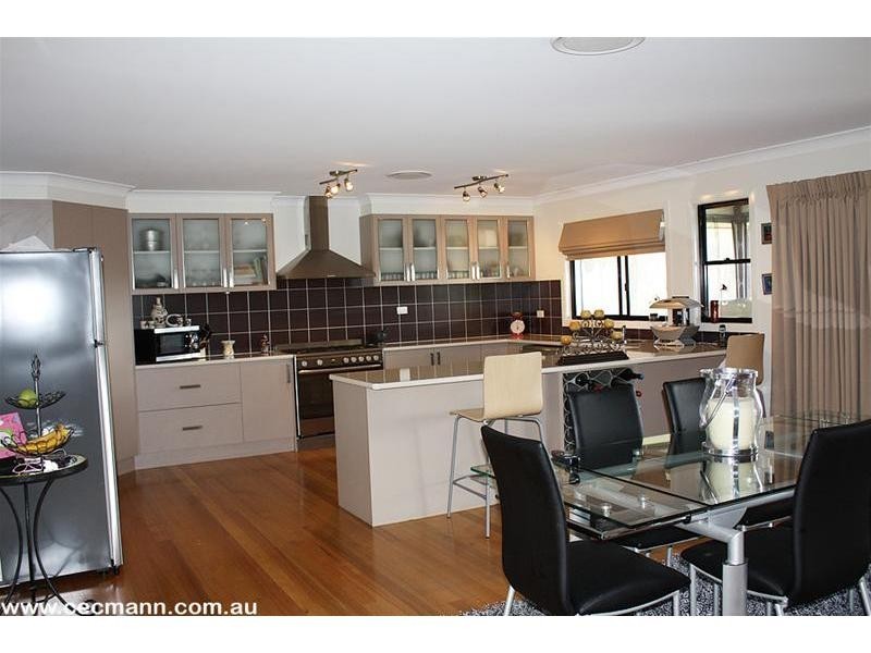 220 Glenlyon Drive, Stanthorpe QLD 4380